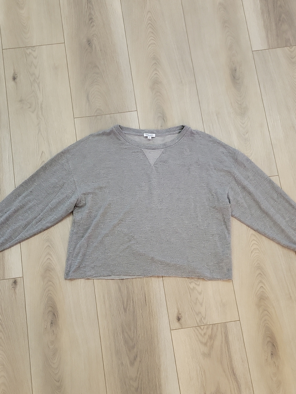 Splendid Gray Cropped Crewneck Sweater